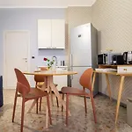 Aureum Guesthouse With Private Terrace