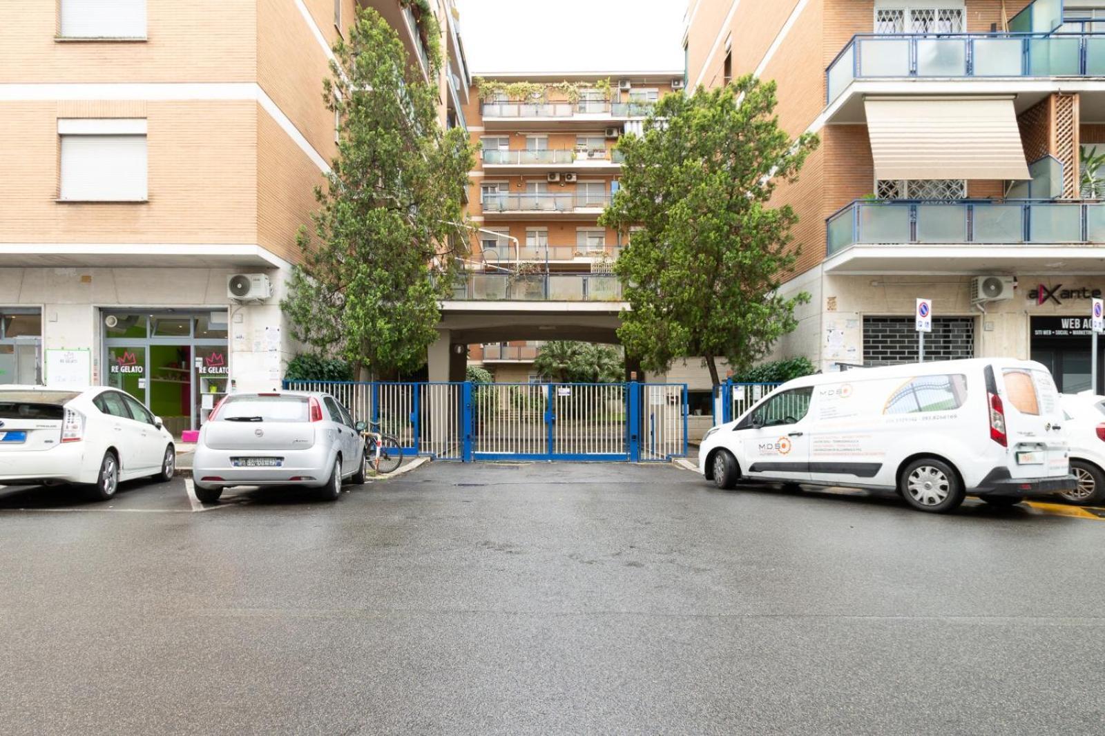 Aureum With Private Terrace