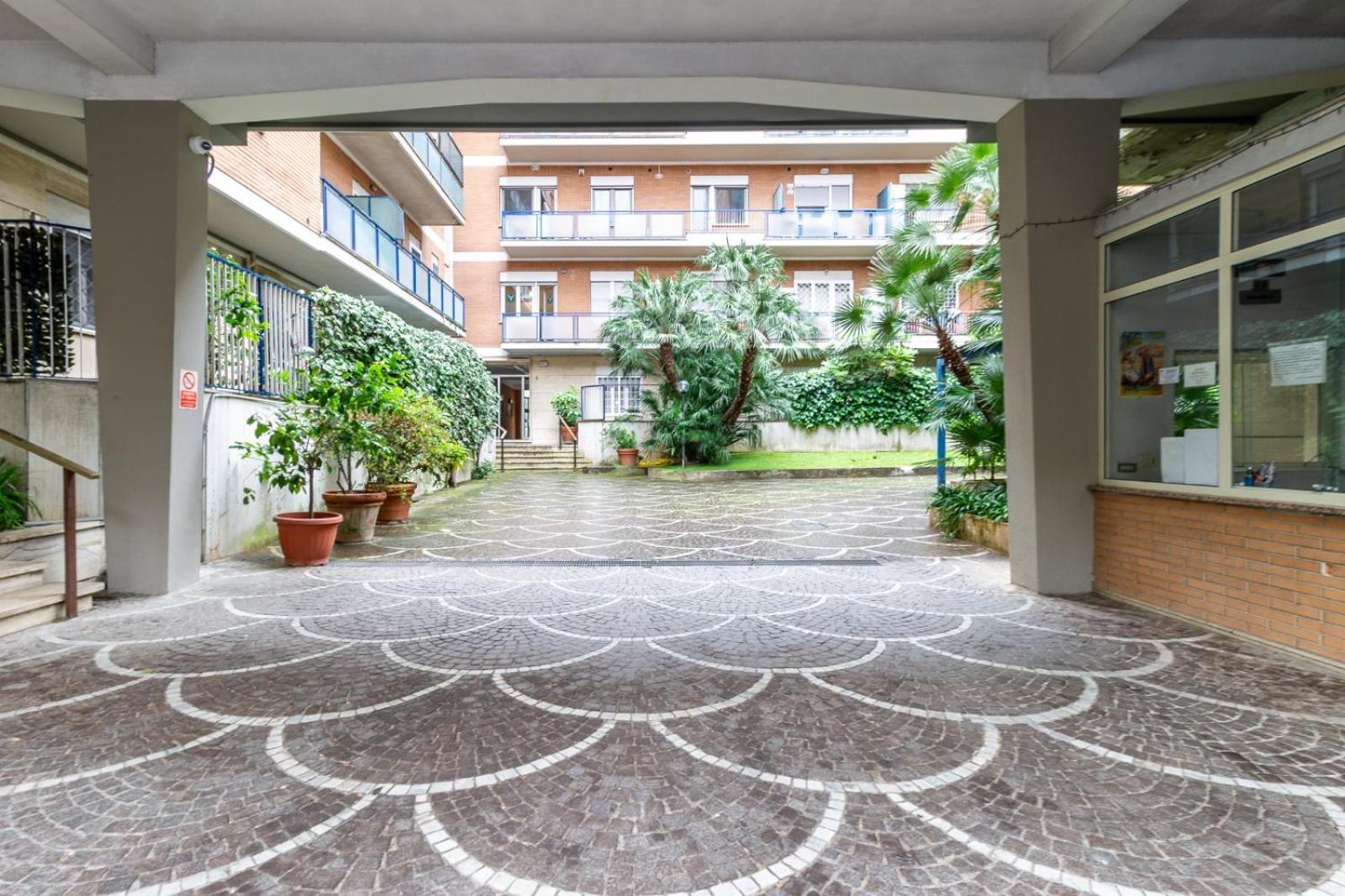 Aureum With Private Terrace